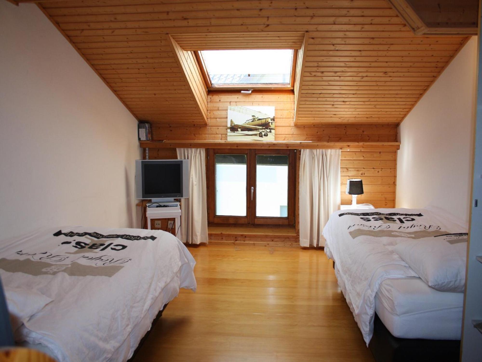 Quaint Mansion Near Ski Bus In ゴールデック エクステリア 写真