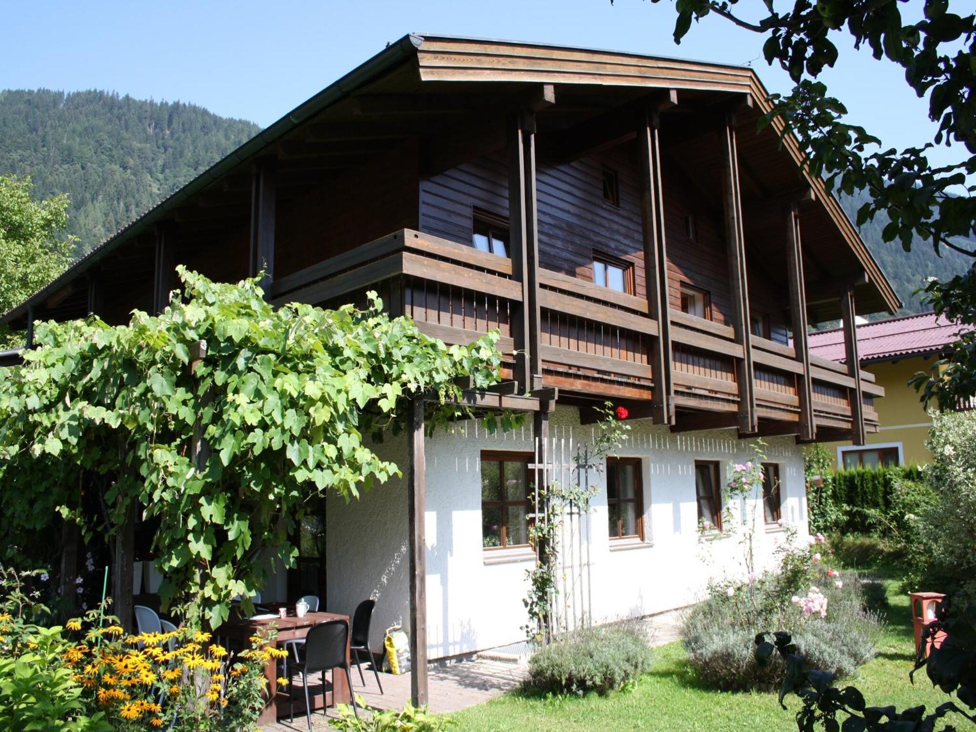 Quaint Mansion Near Ski Bus In ゴールデック エクステリア 写真